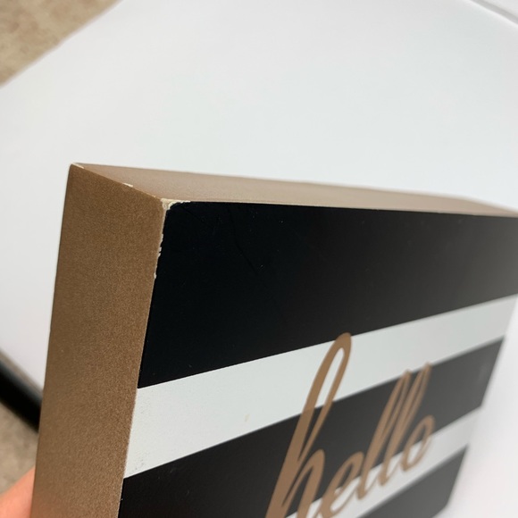 Hello Wall Art Plaque - Picture 6 of 8